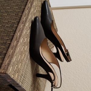 Sling back dress pumps
